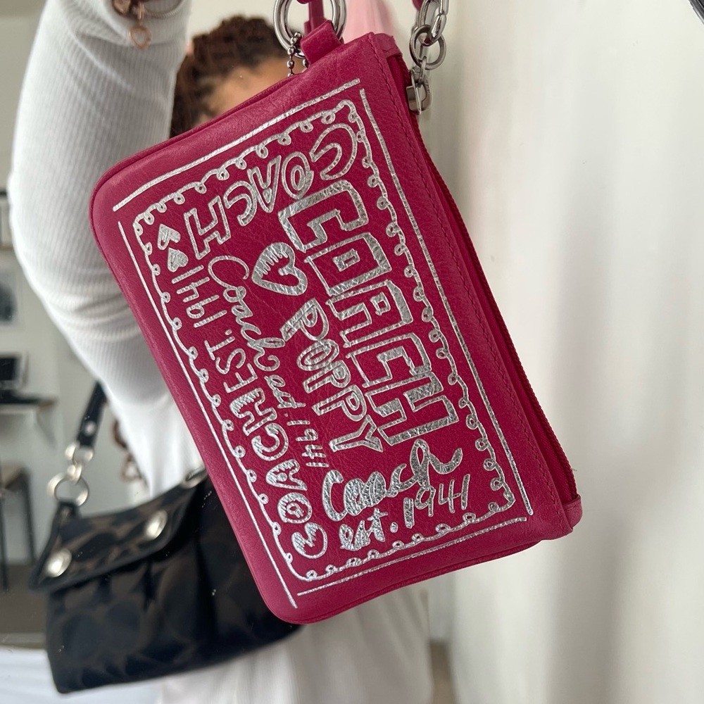 Coach Retro Poppy Graffiti Wristlet